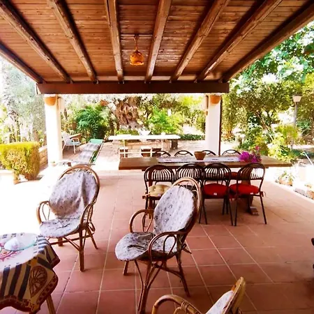 Donna Caterina House, Holiday home *