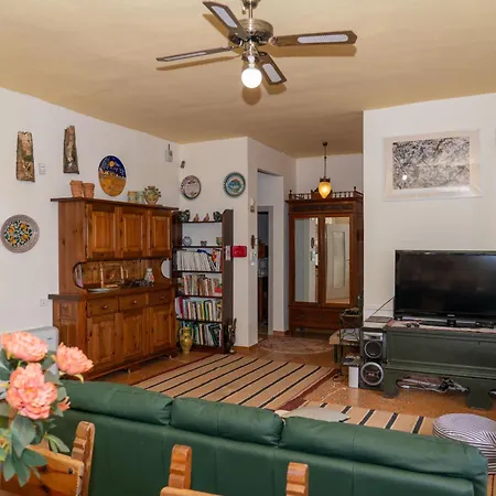 Holiday home Donna Caterina House, *