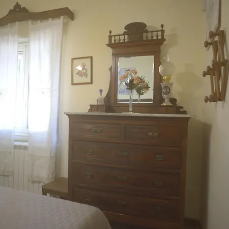 Donna Caterina House, Pietraperzia