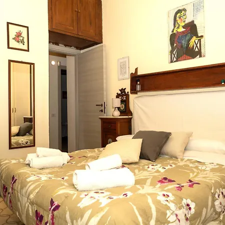Donna Caterina House,