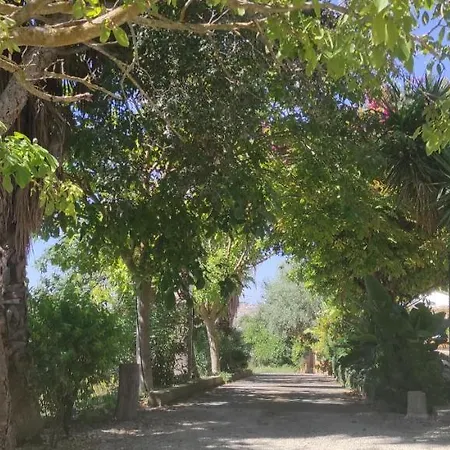 Donna Caterina House, Autentica Oasi Di Confort E Relax Nel Cuore Della Sicilia *