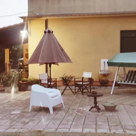 Donna Caterina House, Autentica Oasi Di Confort E Relax Nel Cuore Della Sicilia